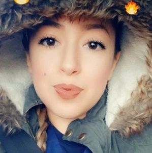 Meet your Posher, Ashley